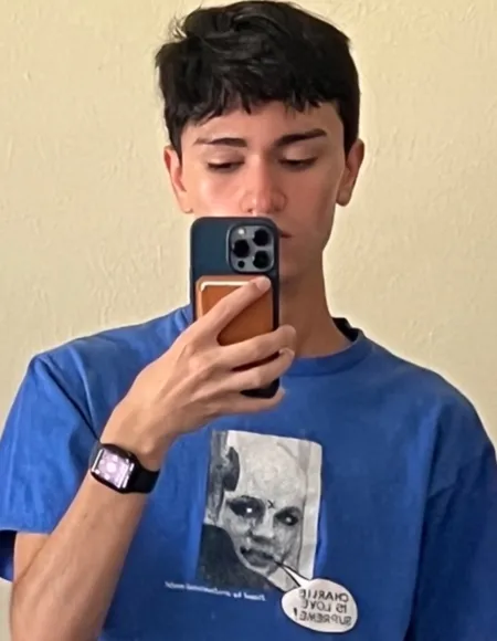g profile photo