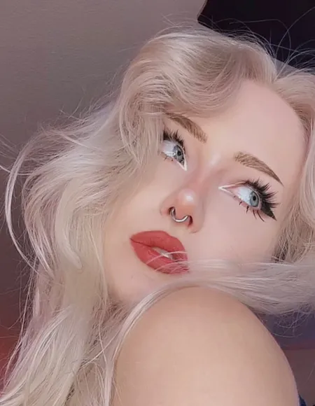 Rose profile photo