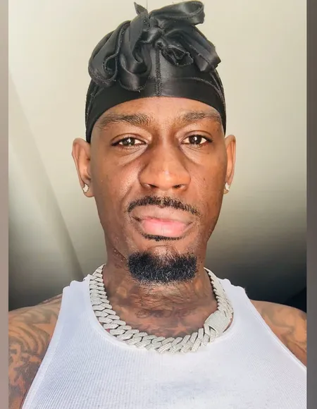 INTLRICH profile photo