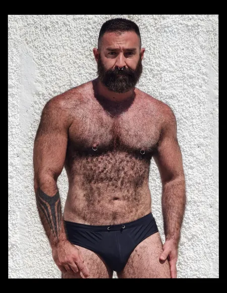 @rob hairy profile photo