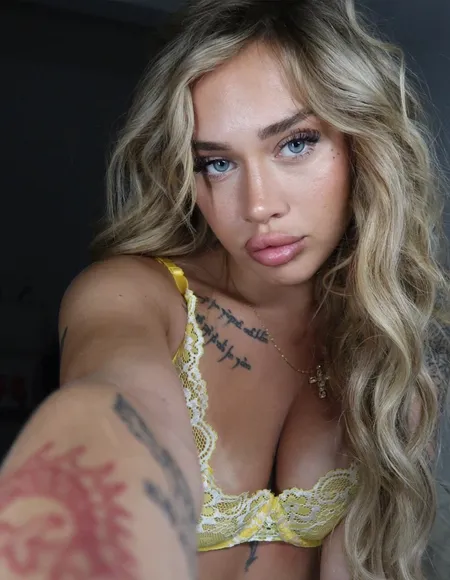 🍒 Robyn Richards 🍒 profile photo