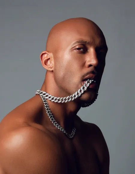 R⛓️U profile photo