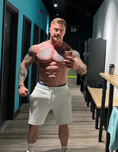 Ross Hurston profile photo