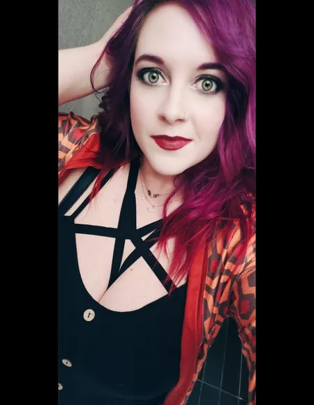 Roxi Horror profile photo