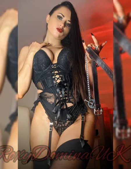 RoxyDominaUK profile photo