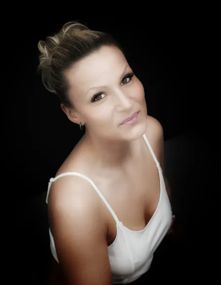 Samantha Jolie profile photo