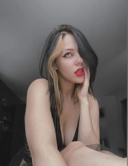 SarahLashe profile photo