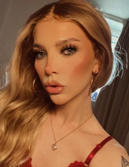 Savannahsinn profile photo