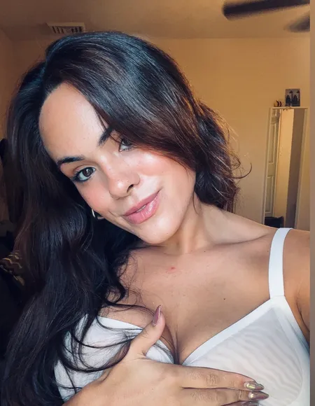 Scarlett Rose 🥀 profile photo