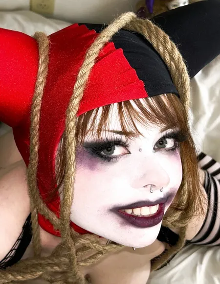 Scarlett Clown 🤡💋 profile photo
