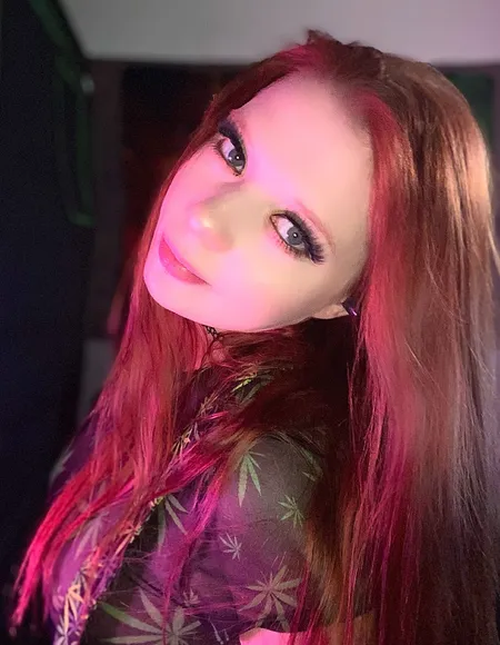 ScarletteLittleOfficial