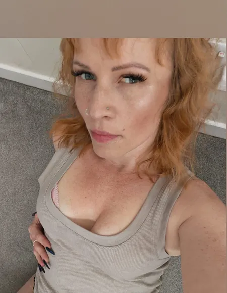 Caitlin, your favourite Scottish camgirl profile photo