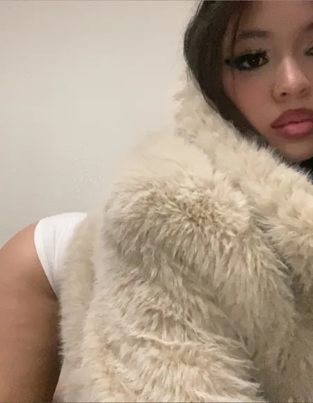 nicole $$ profile photo