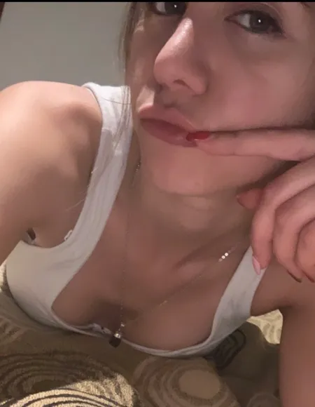 Sexy girl profile photo