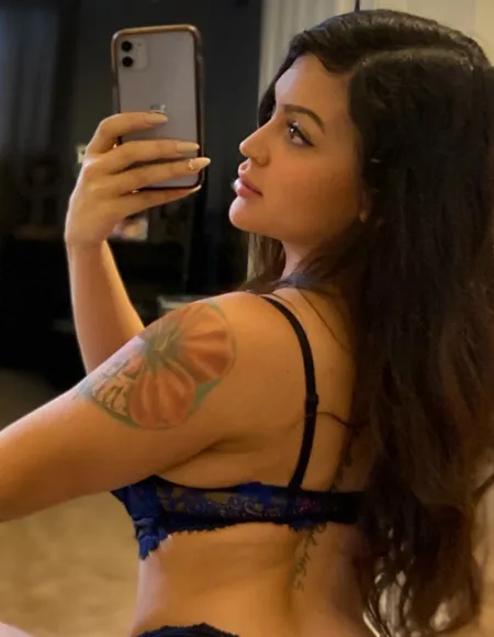 🦋  Teena   🦋 profile photo