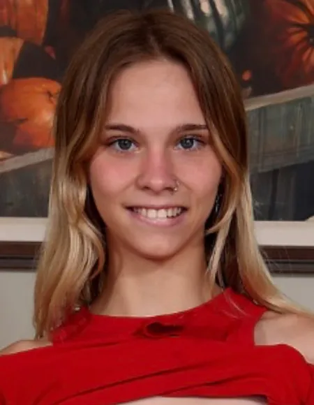 Blondeee profile photo