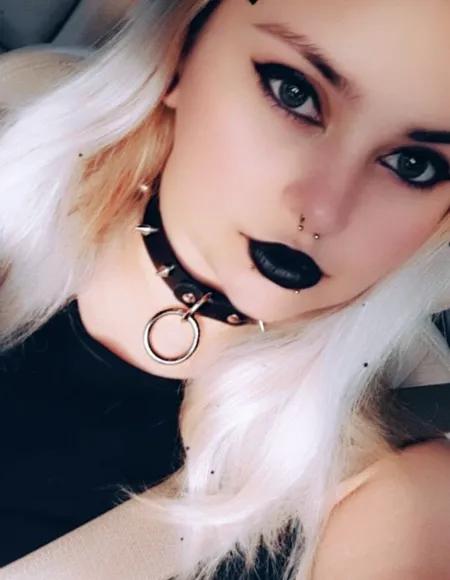 Shilo (inactive account) profile photo