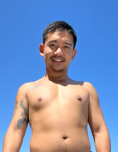 Shin The Nudist profile photo