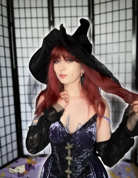 Shpooky Sarah 🖤 FREE PAGE 💦 profile photo