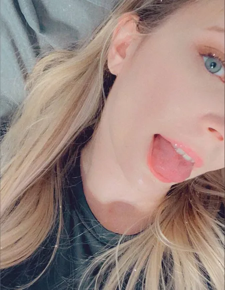 Cutie 🥰👅 profile photo