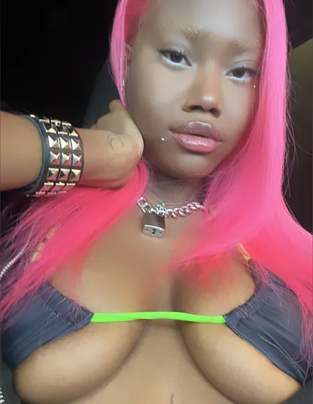 🧿Trinieverse🧿 profile photo