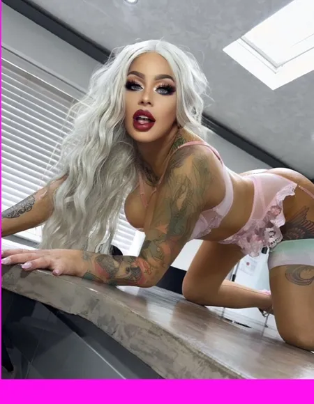 Mommy’s explicit page😈 profile photo