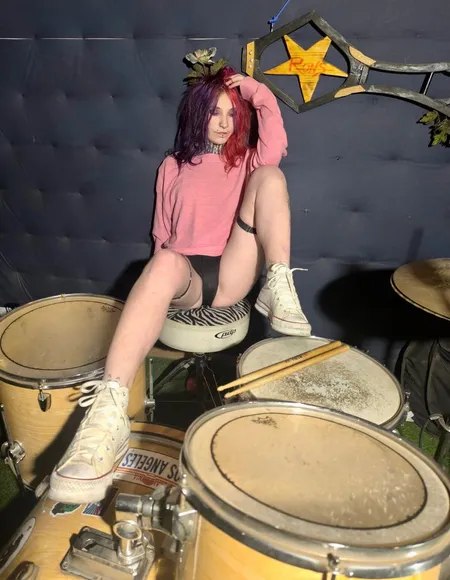 SmallTittyGirlfriend profile photo