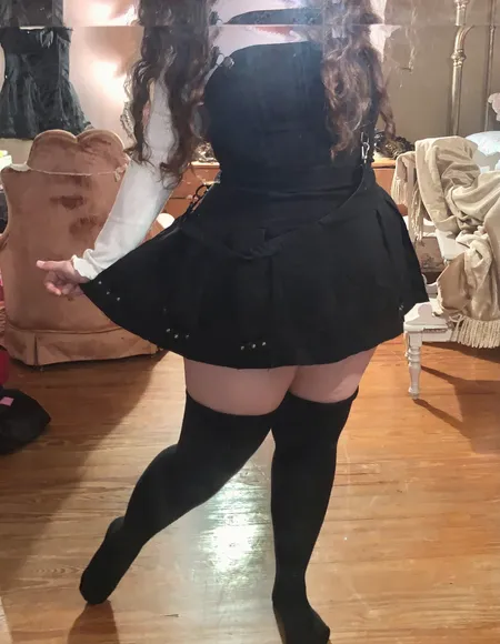 soft pale profile photo