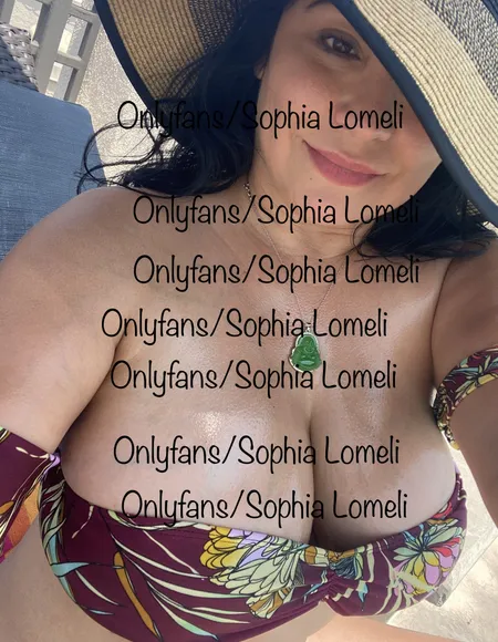 Sophia Lomeli profile photo