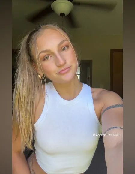 Sophie Maxson👑 profile photo