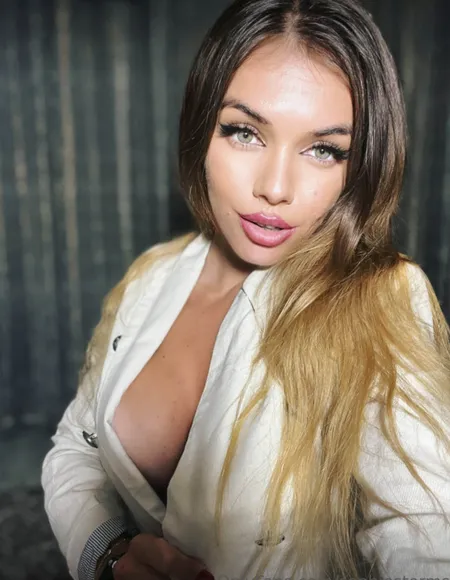 𝐒𝐨𝐩𝐡𝐢𝐞 𝐒𝐭𝐨𝐫𝐦𝐬 💦💦 profile photo