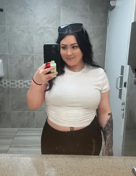 STACY🖤 profile photo