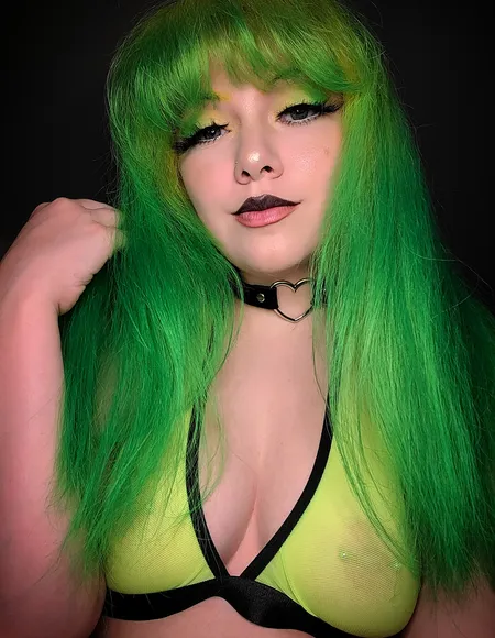 𝓓𝓮𝓶𝓲 profile photo