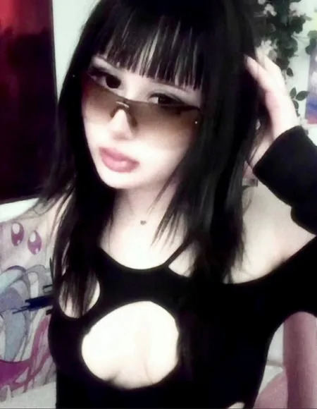 π°π±π’π’π©π π₯ππ¦π« profile photo