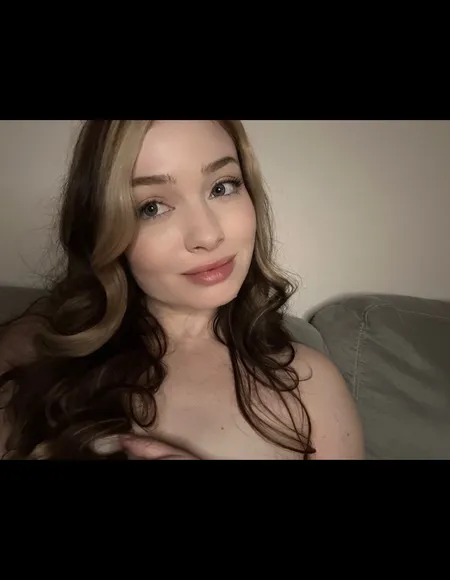 stella profile photo