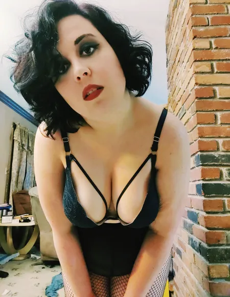 Slutty Sadie profile photo