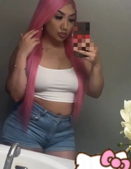 Pinkyyπ profile photo
