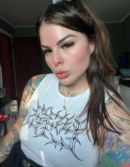 Emma (sugarbooty) profile photo