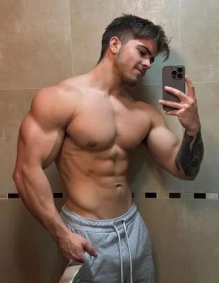 Mr musculo profile photo