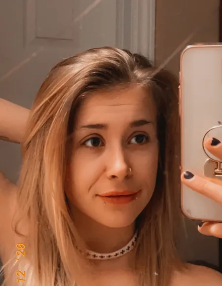 Porsche Peach profile photo