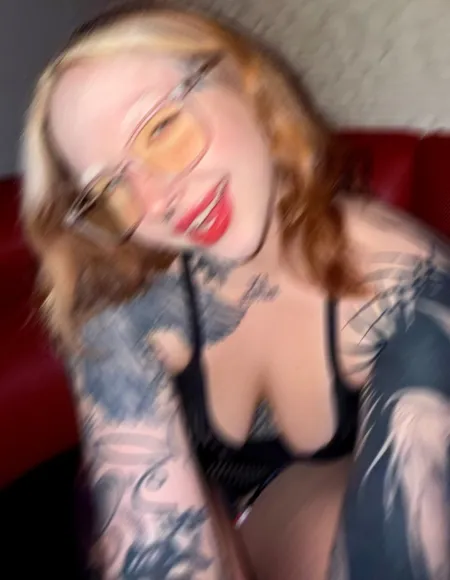 switch w/ the fat ass profile photo