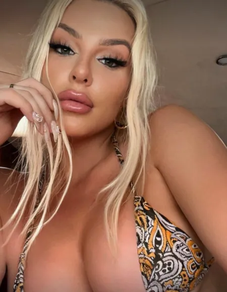 ❤️🔥 tana mongeau profile photo