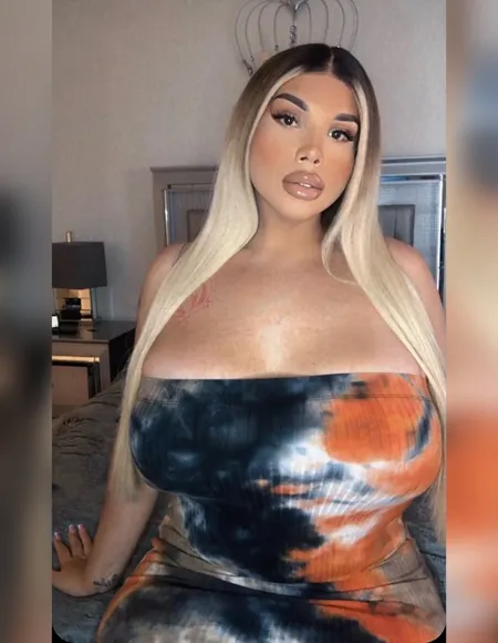 🎀  𝒯𝒽𝑒  𝒹♡𝓁𝓁  🎀 profile photo