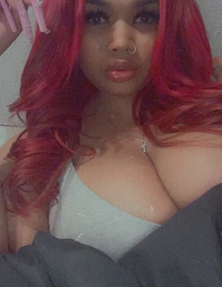 Nellie B profile photo