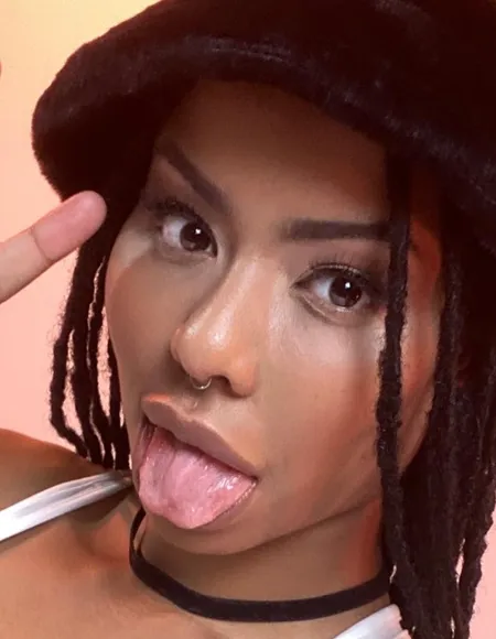 Kira Noir profile photo