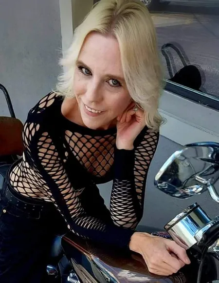 Lily Legend profile photo
