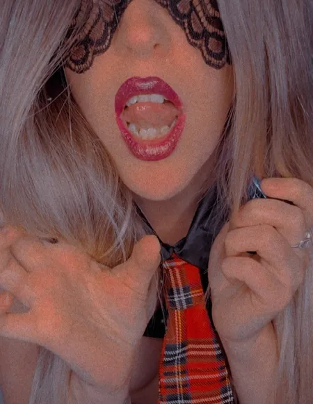 TheMaskedBitchπ profile photo
