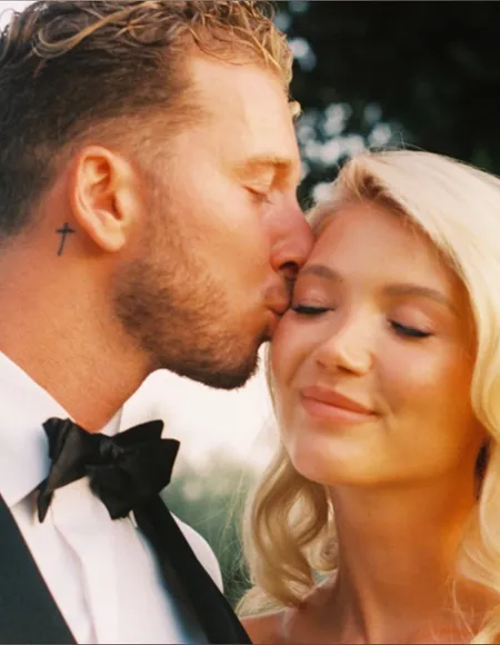 Kaylee &amp; Cody | The Naughty Travelers profile photo