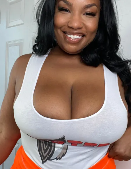 Selyna profile photo