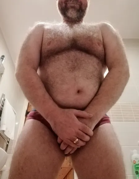 The UK Hairy Bear profile photo